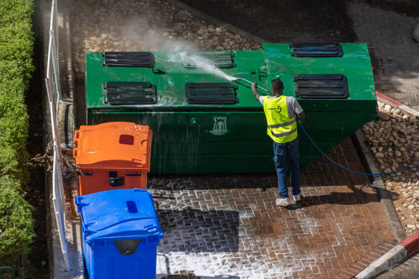 Best Roof Pressure Washing  in Dent, OH